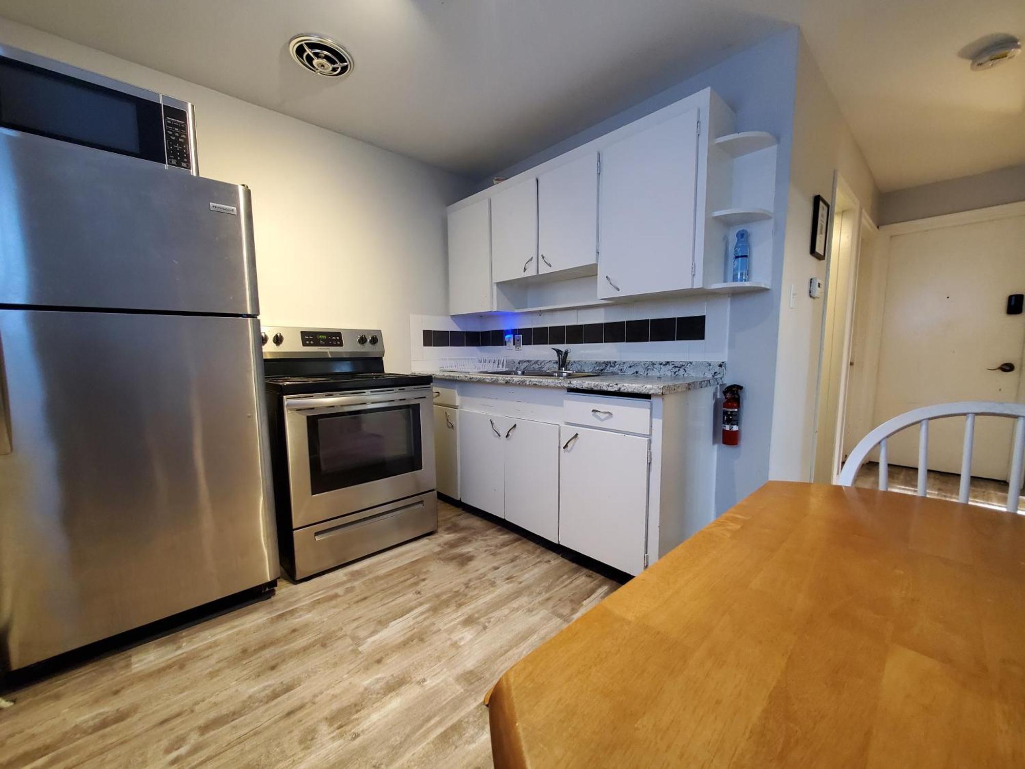 Modern Private 1Br Apt. W/Free Prkg + Fast Wi-Fi Sault Ste. Marie Exterior photo